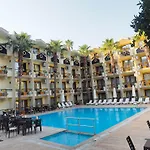 Hotel Club Herakles 3*