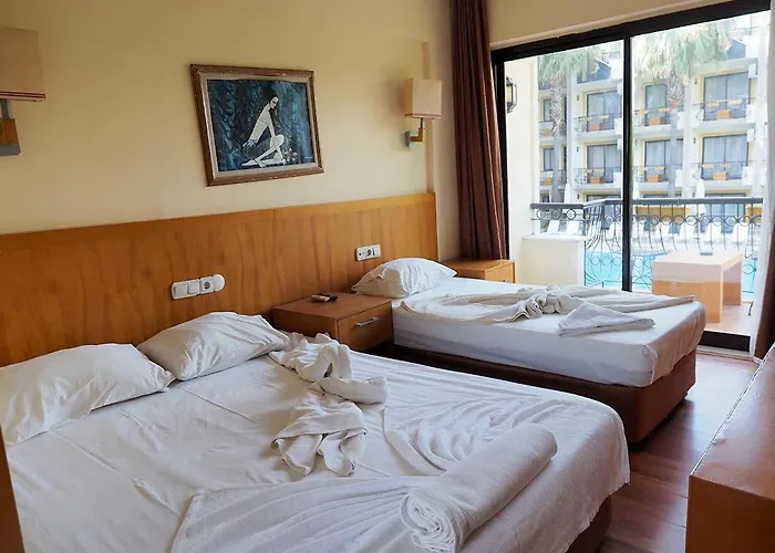 Hotel Club Herakles 3*